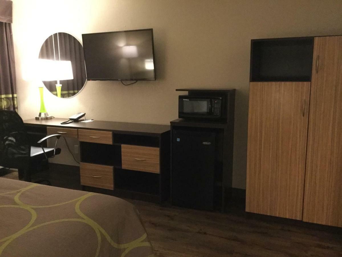 Super 8 By Wyndham South Holland Hotel Luaran gambar